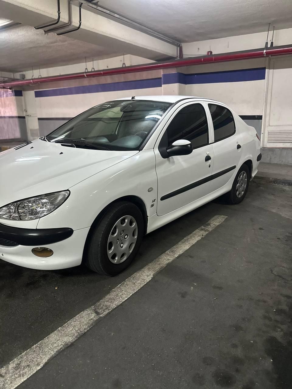 پژو ۲۰۶ صندوق دار v8 - 1396