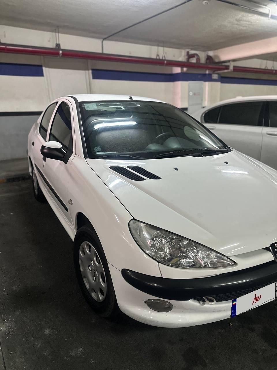 پژو ۲۰۶ صندوق دار v8 - 1396