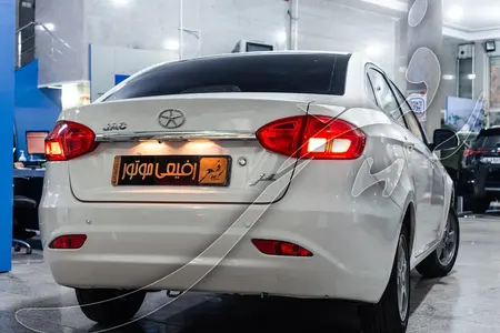 جک J4 اتوماتیک ساده - 1404