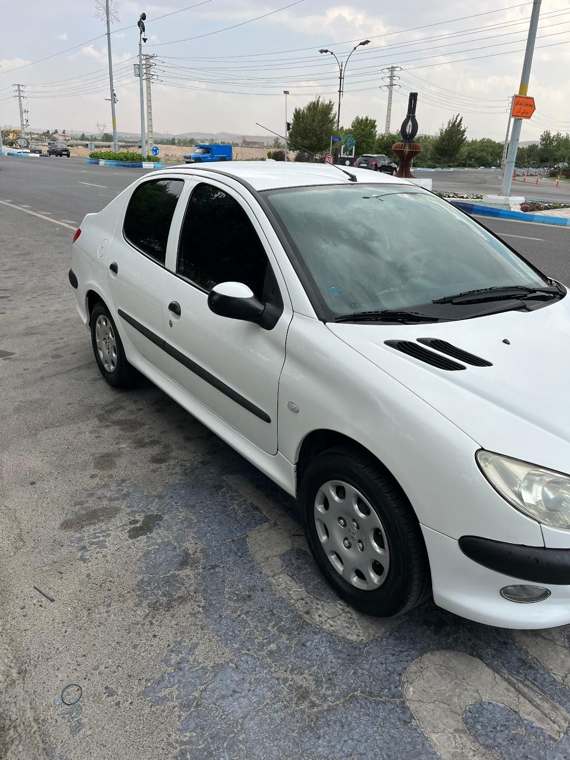 پژو ۲۰۶ صندوق دار v8 - 1395