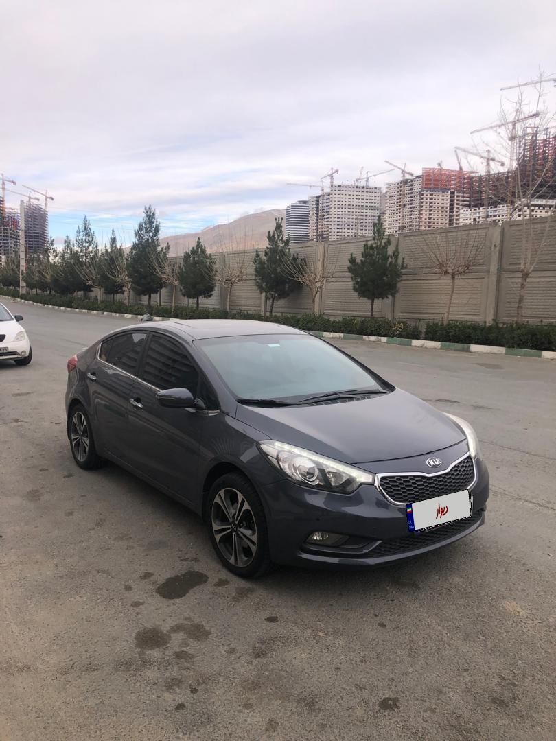 کیا سراتو 2.0 لیتر اتوماتیک GT لاین - 2015