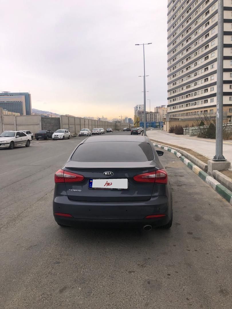 کیا سراتو 2.0 لیتر اتوماتیک GT لاین - 2015