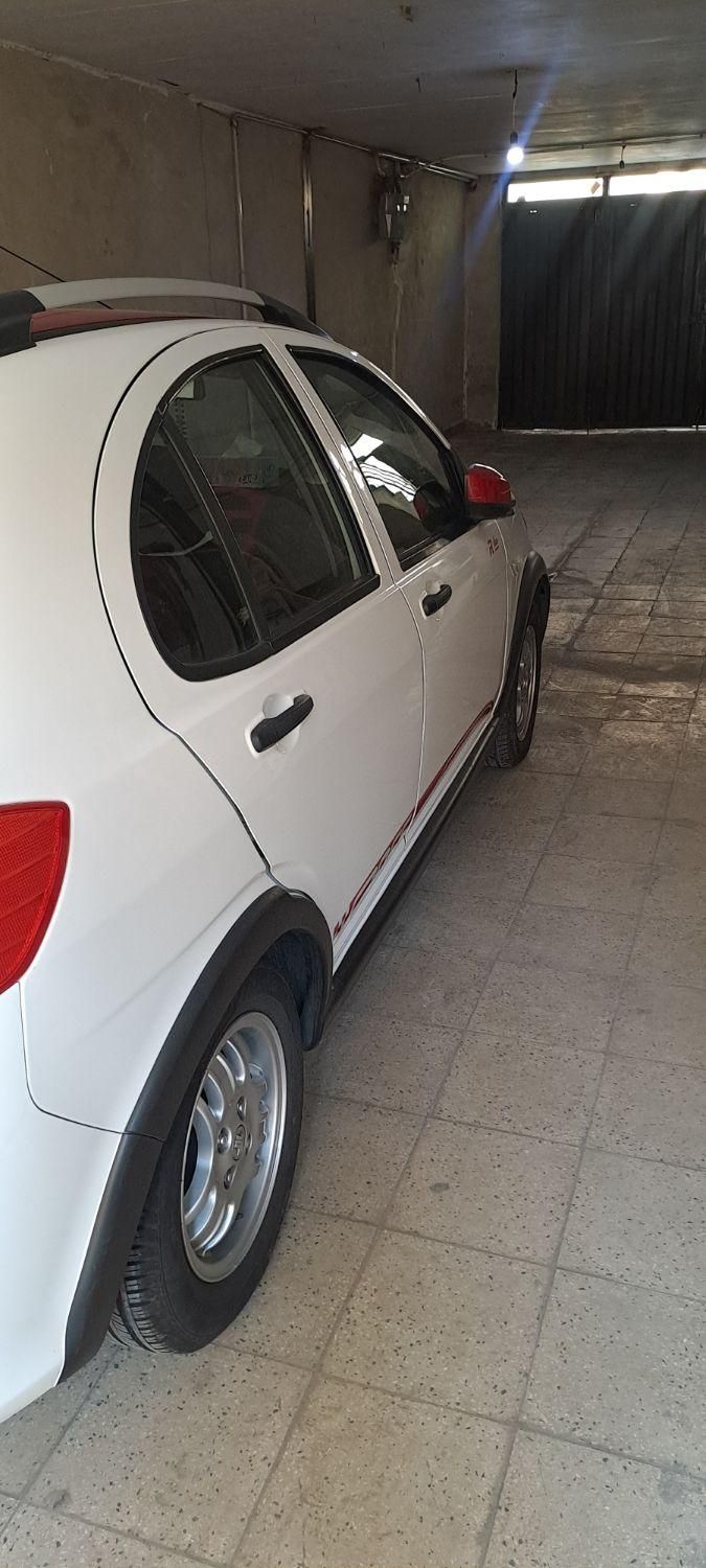 کوییک R دنده‌ای - 1400