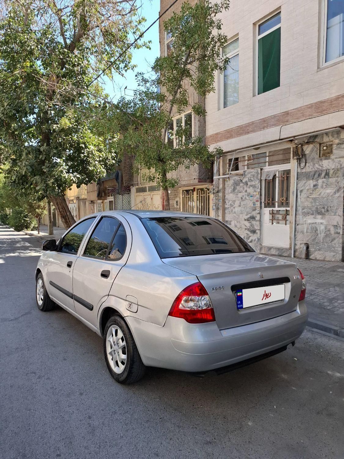 تیبا صندوق دار SX - 1392