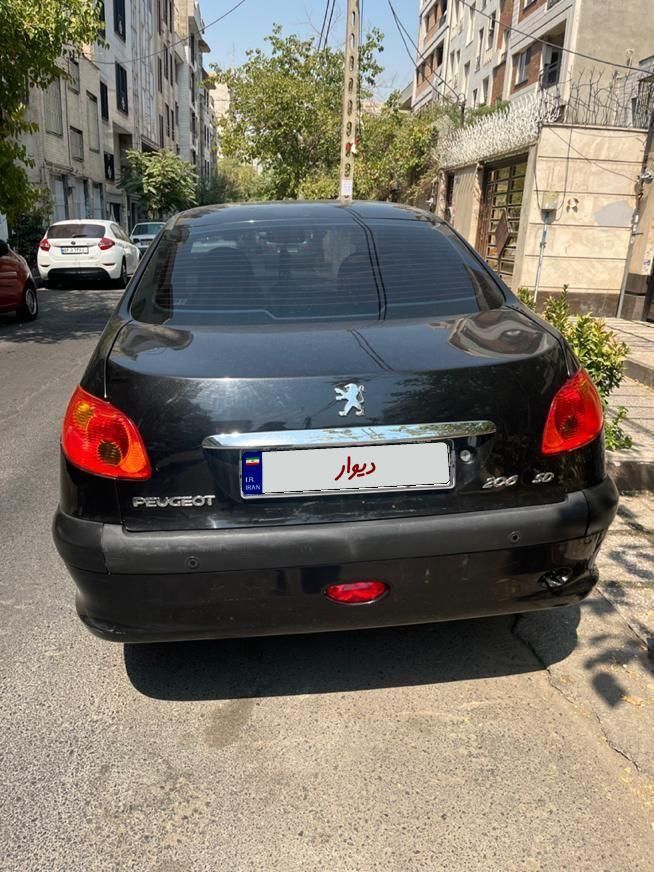 پژو ۲۰۶ صندوق دار v8 - 1393