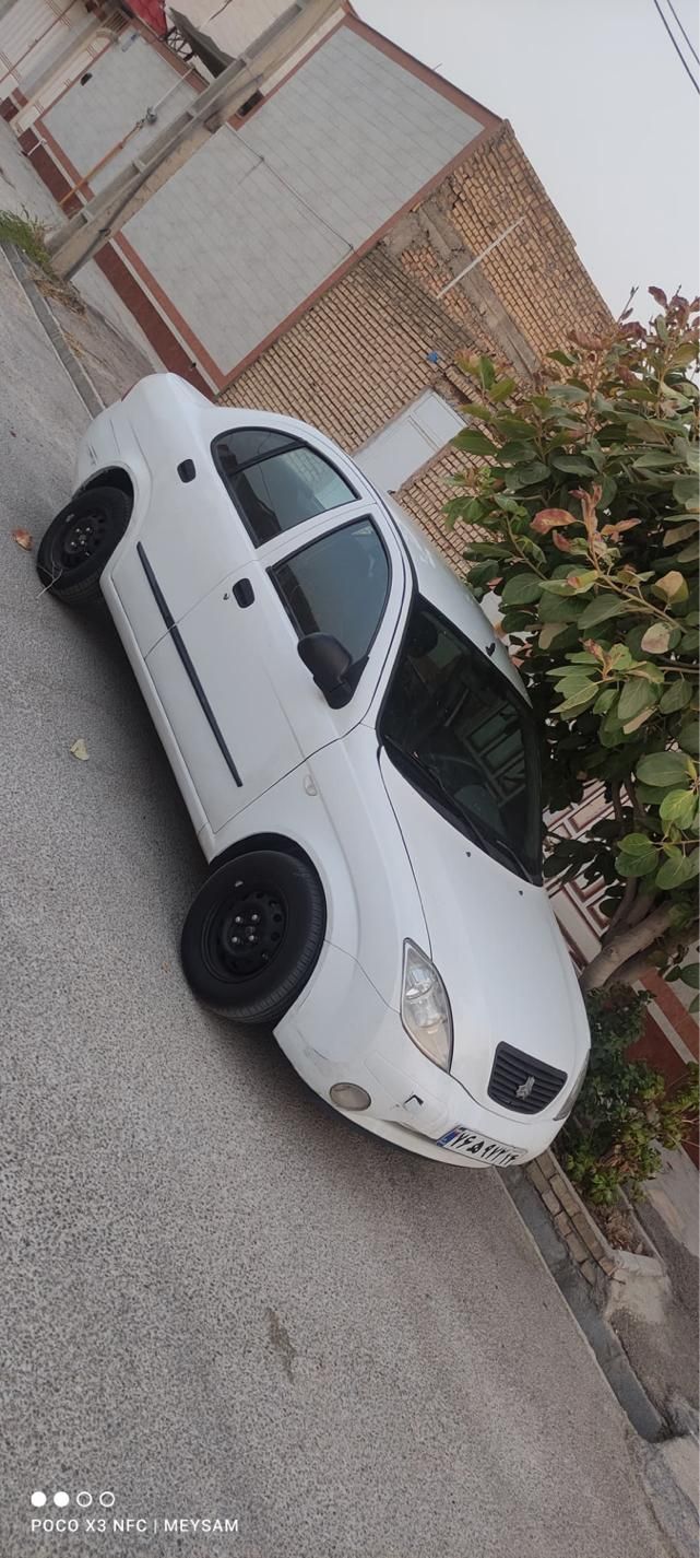 تیبا صندوق دار EX - 1395