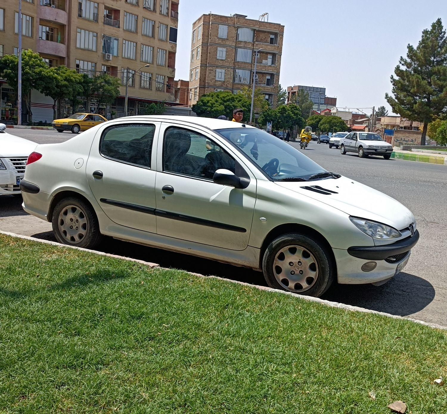 خودرو پژو، ۲۰۶ صندوق دار آگهی ann_19799915