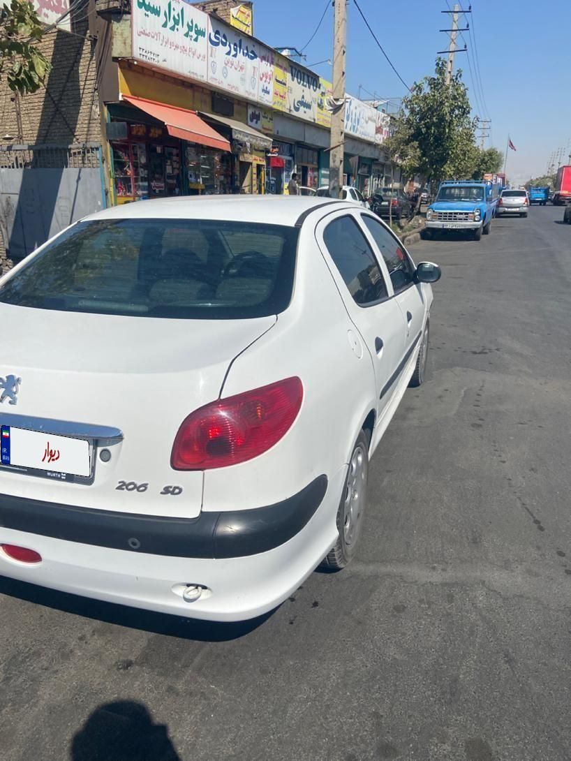 پژو ۲۰۶ صندوق دار v8 - 1397