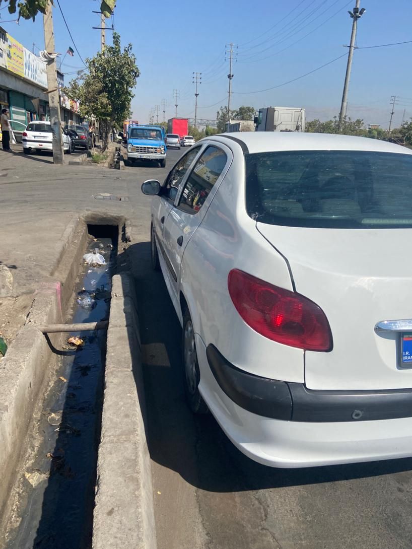 پژو ۲۰۶ صندوق دار v8 - 1397
