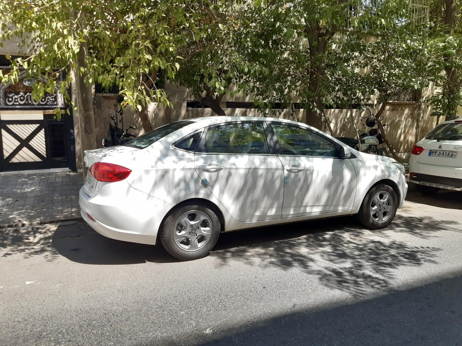 جک J4 اتوماتیک آپشنال - 1402