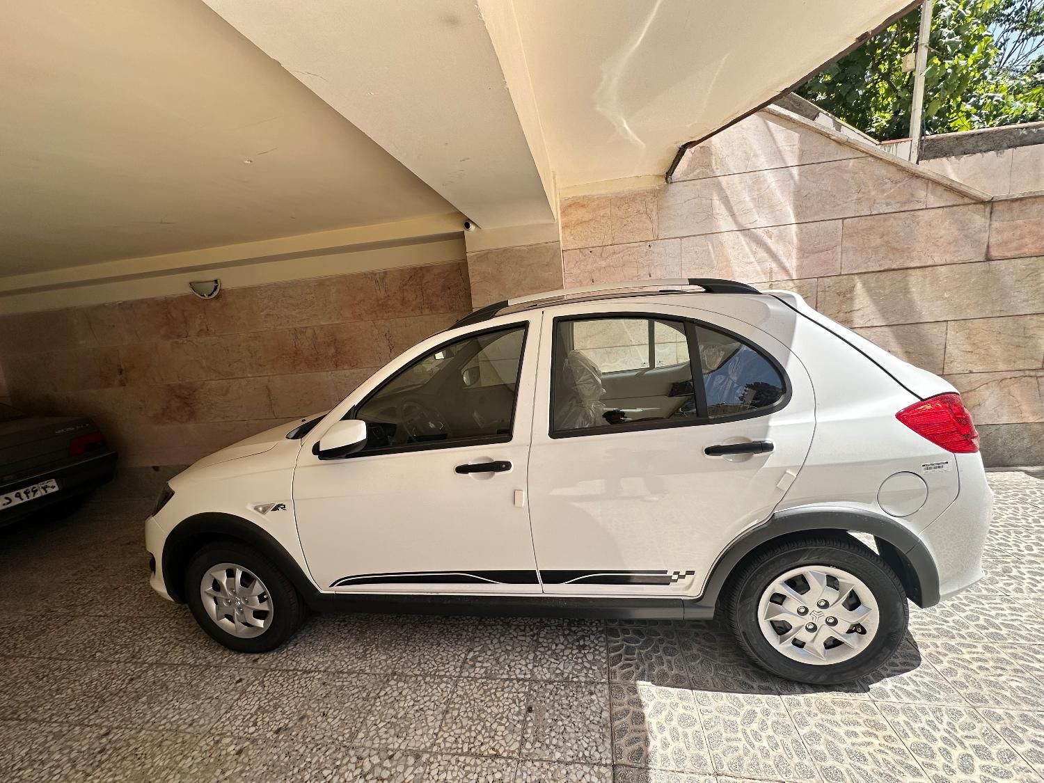 خودرو کوییک، R آگهی ann_19800104