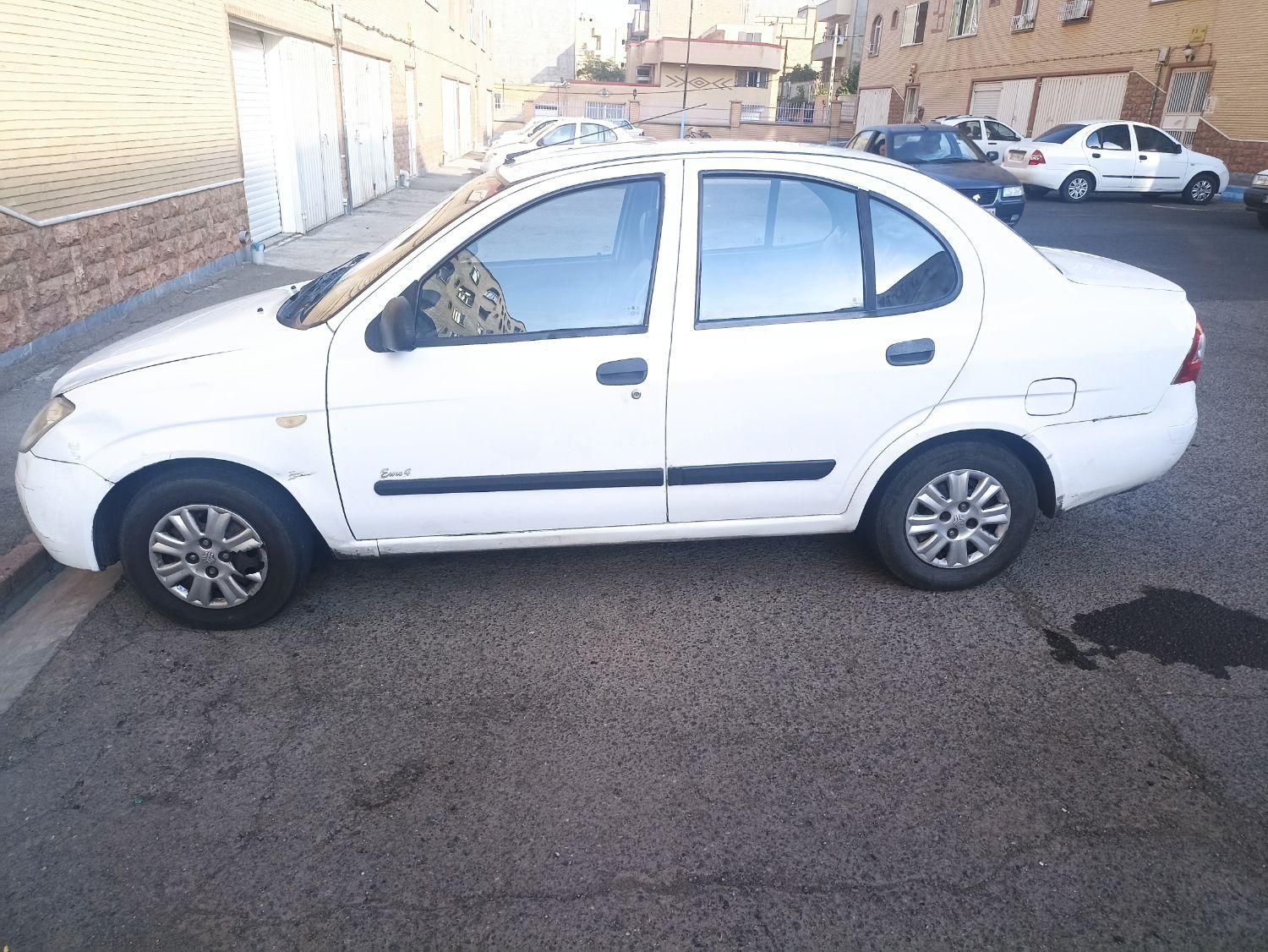 تیبا صندوق دار EX - 1393