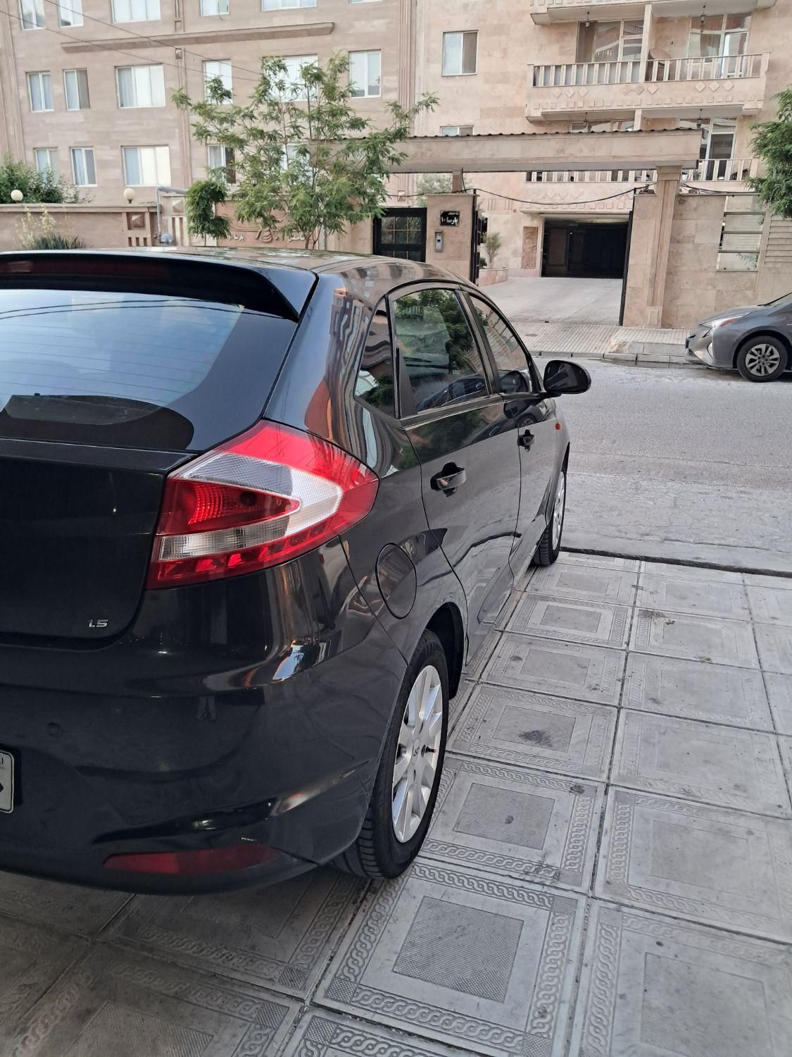 ام وی ام 315 هاچ بک ساده دنده ای - 1396