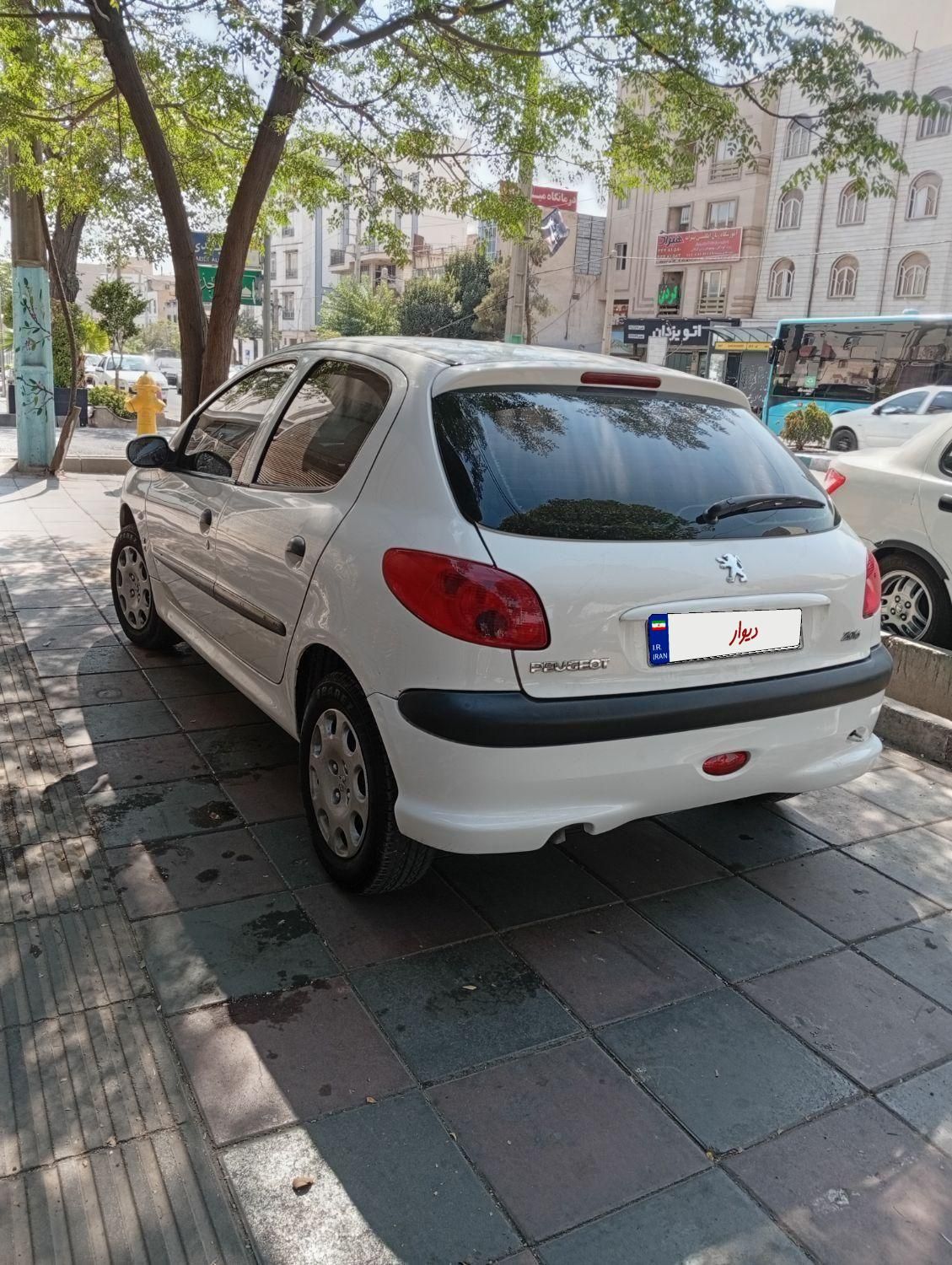 پژو 206 تیپ 3 - 1387