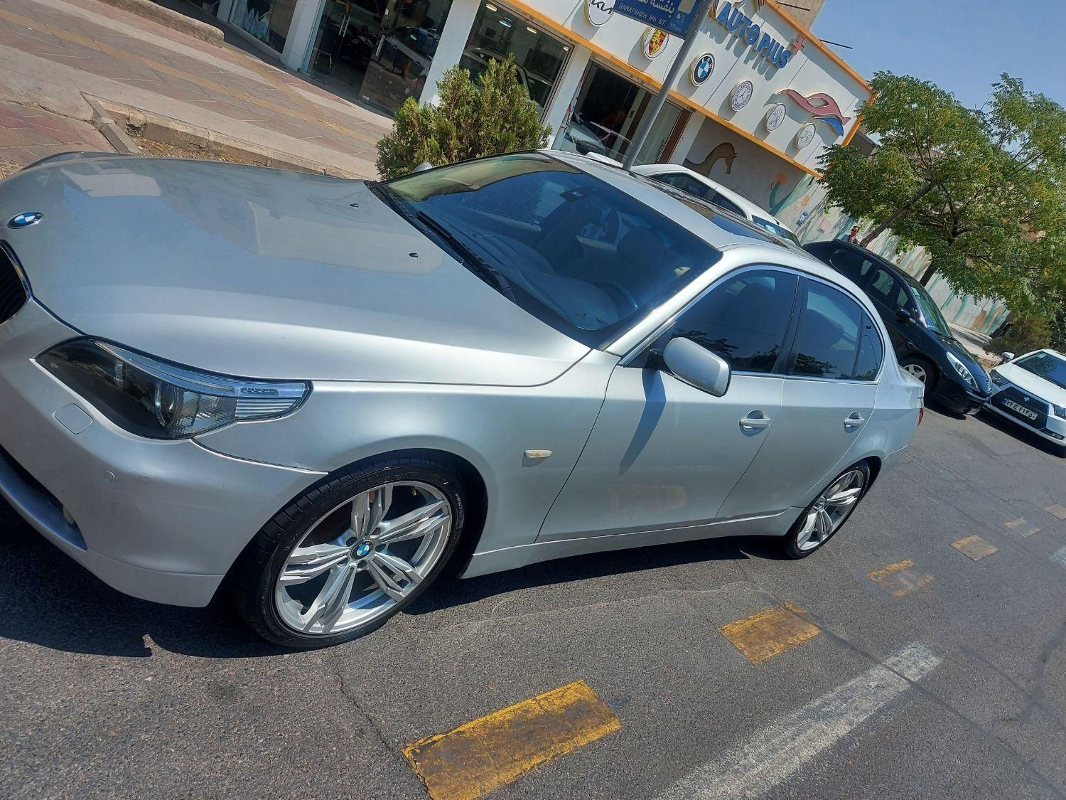 ب ام و سری 5 525i - 2005