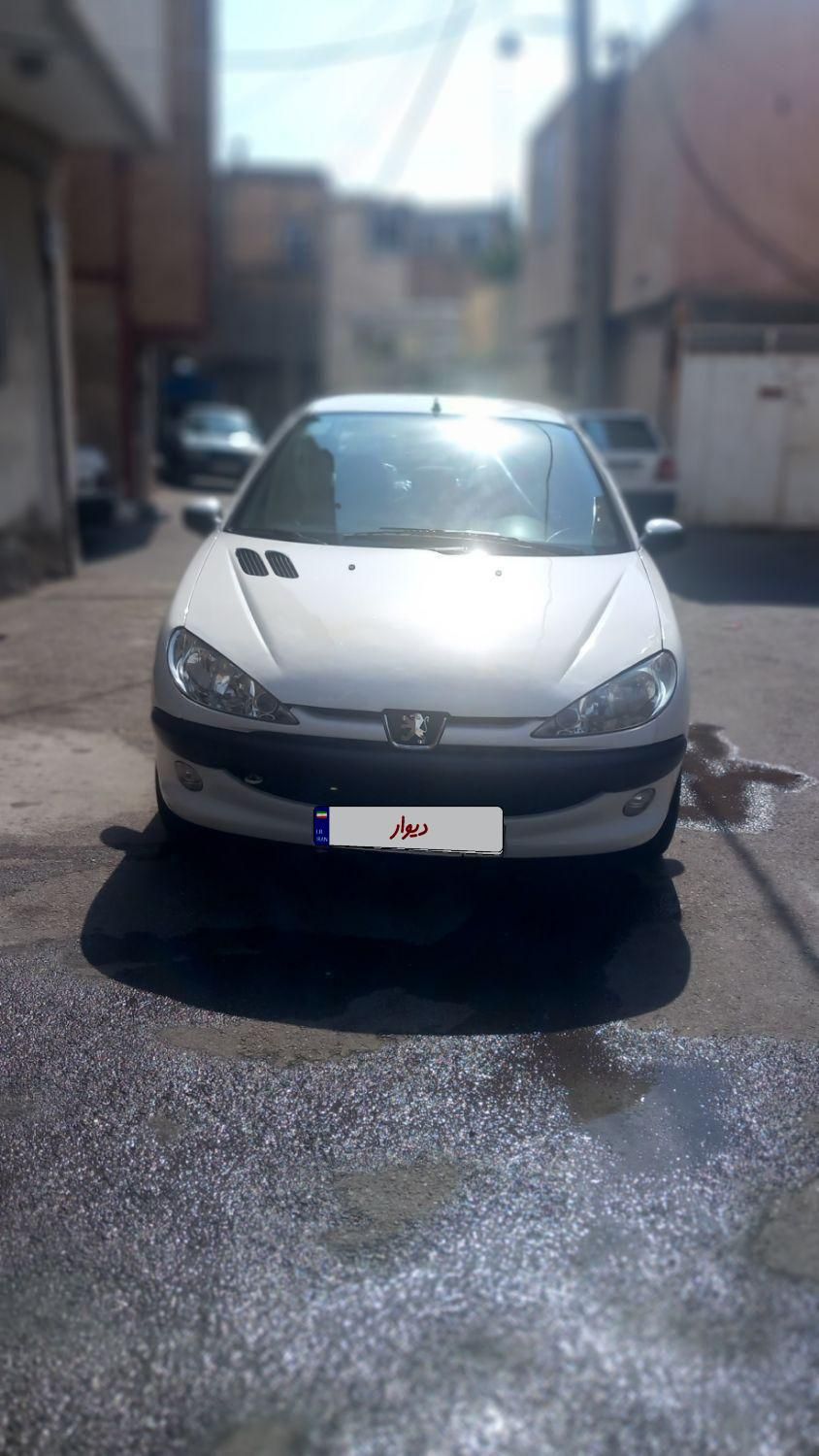 پژو ۲۰۶ صندوق دار v8 - 1394