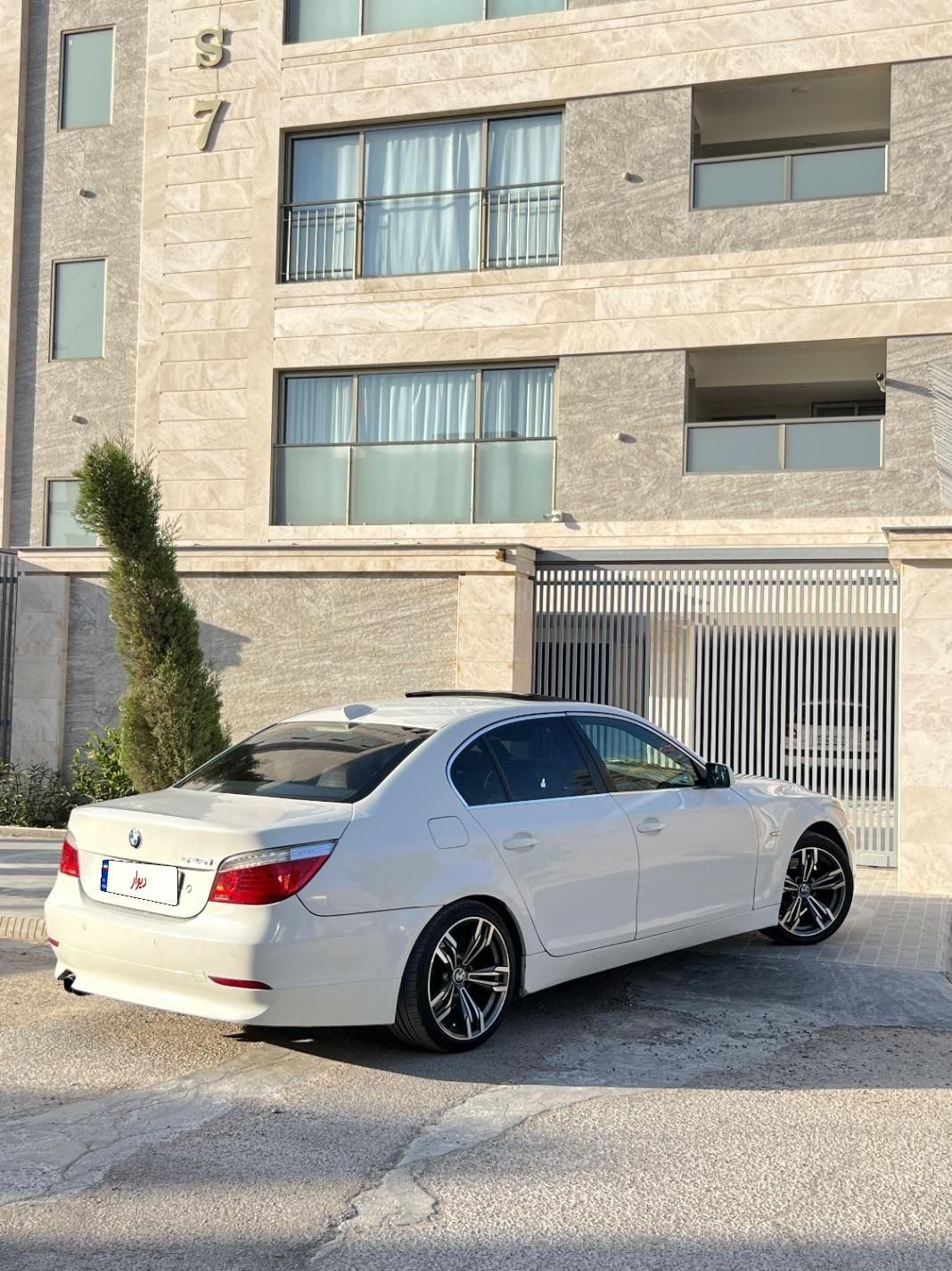 ب ام و سری 5 520i - 2007