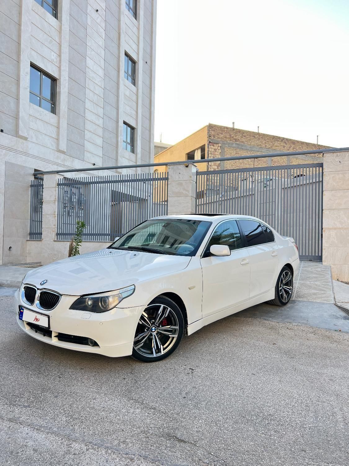 ب ام و سری 5 520i - 2007