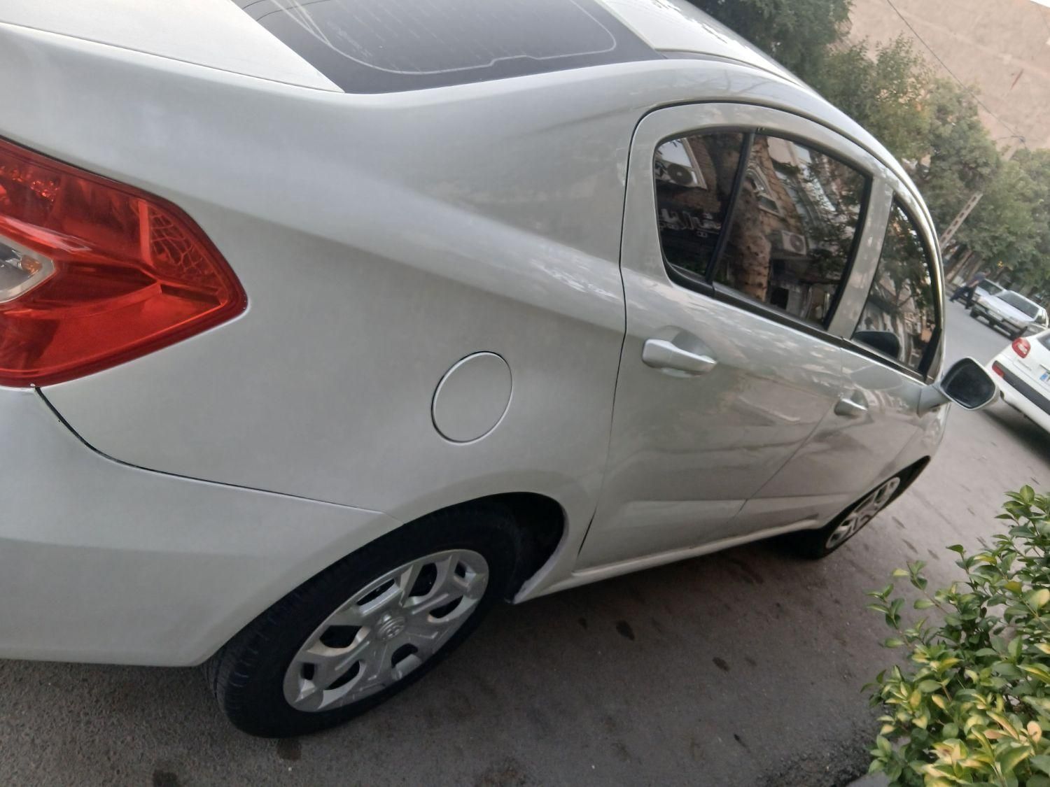 برلیانس H230 دنده‌ای - 1395