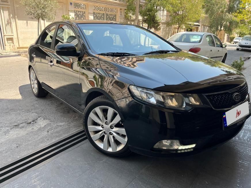 کیا سراتو 2.0 لیتر اتوماتیک GT لاین - 2013