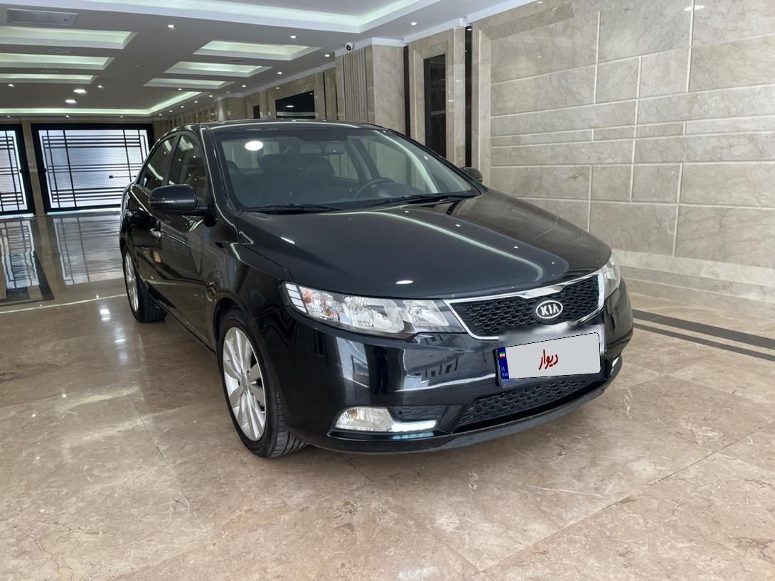 کیا سراتو 2.0 لیتر اتوماتیک GT لاین - 2013