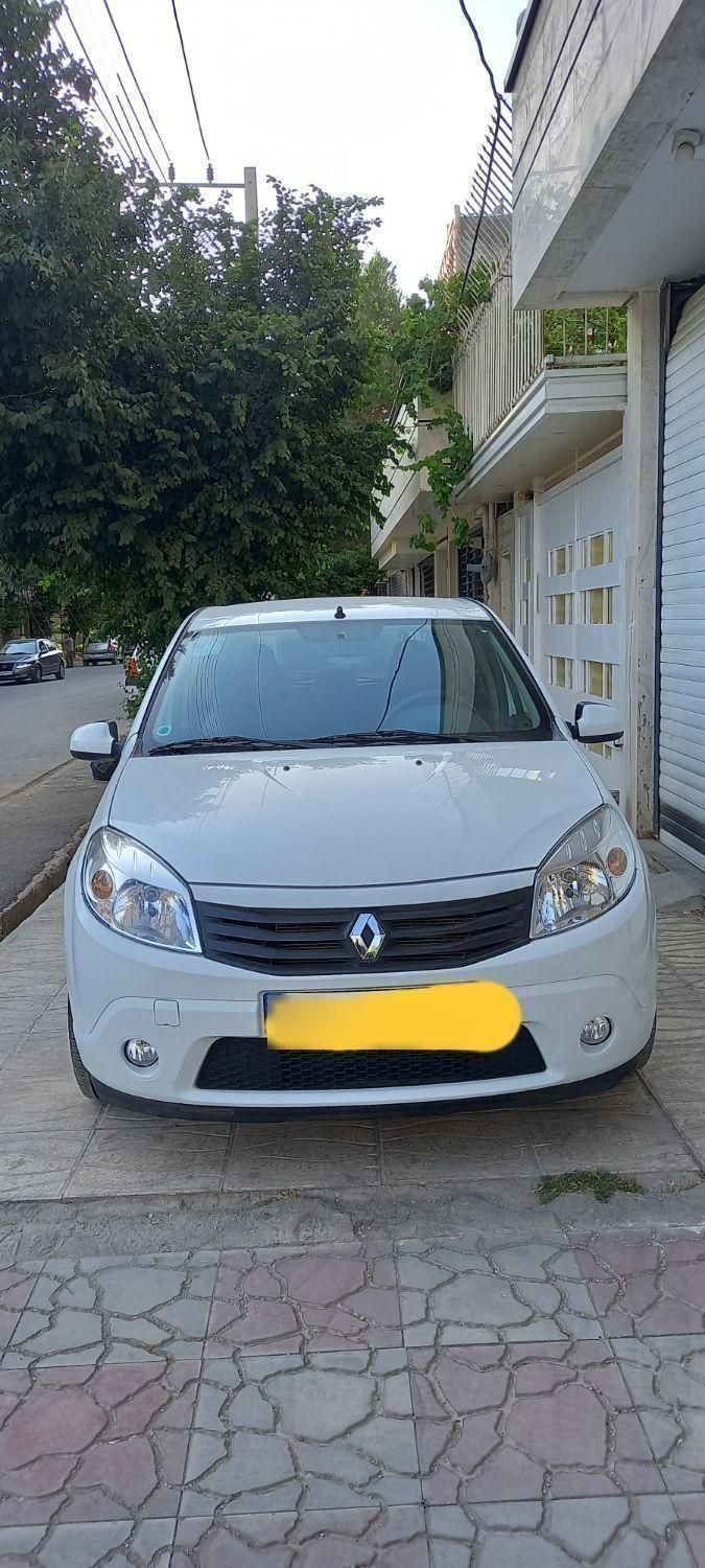 خودرو رنو، ساندرو آگهی ann_19800881