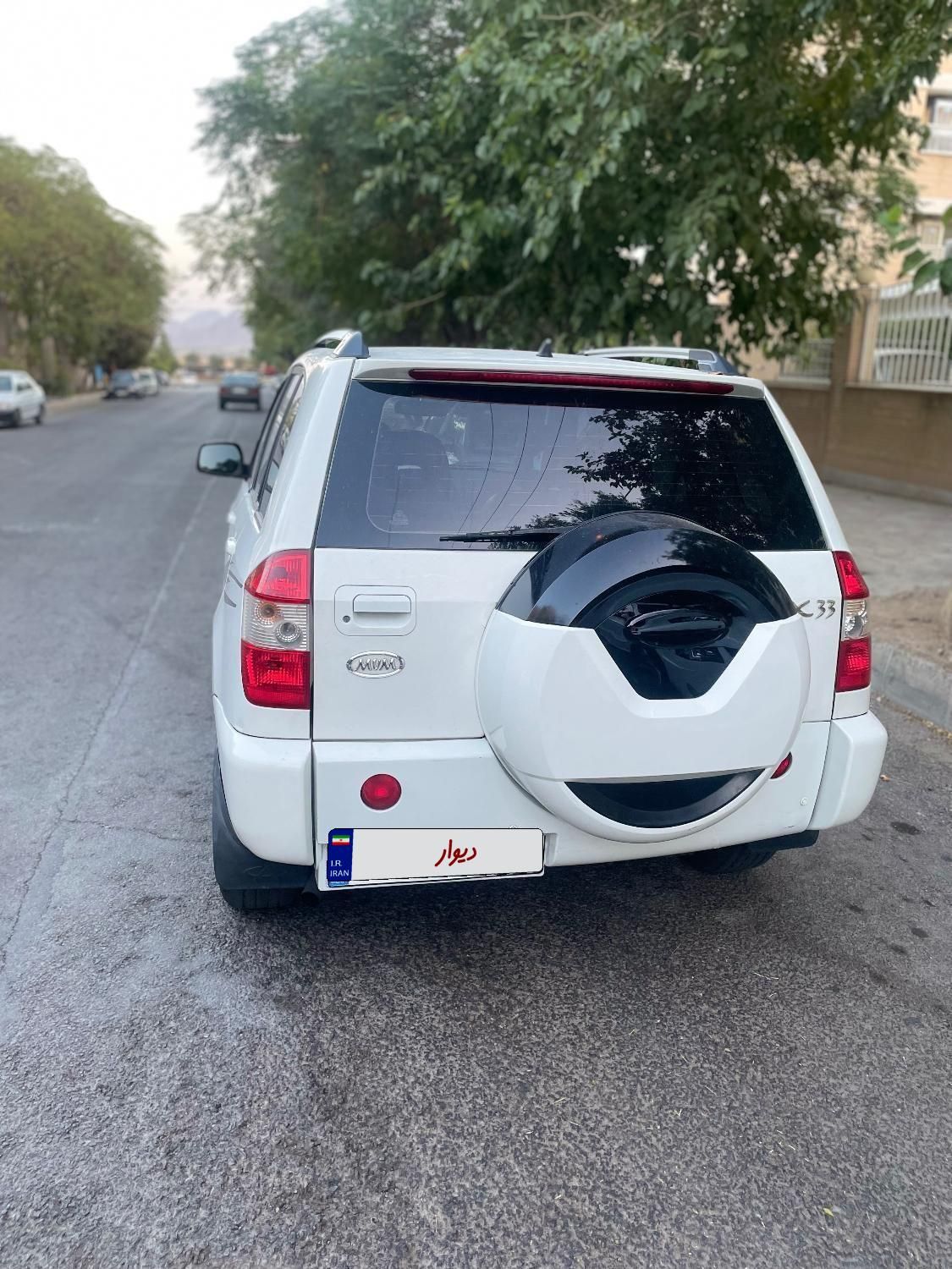 ام وی ام X33 دنده‌ای ساده - 1391