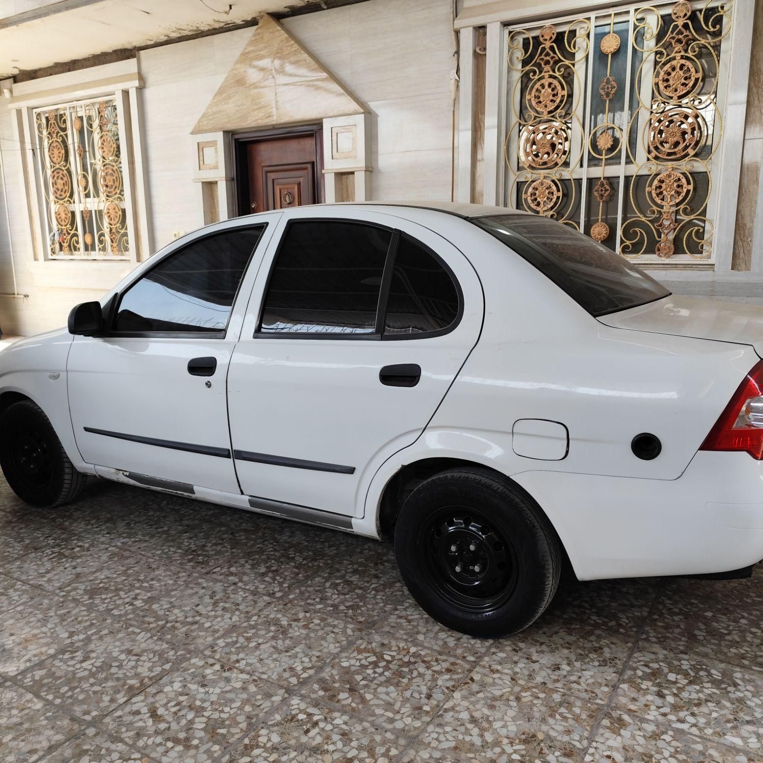 تیبا صندوق دار SX - 1396