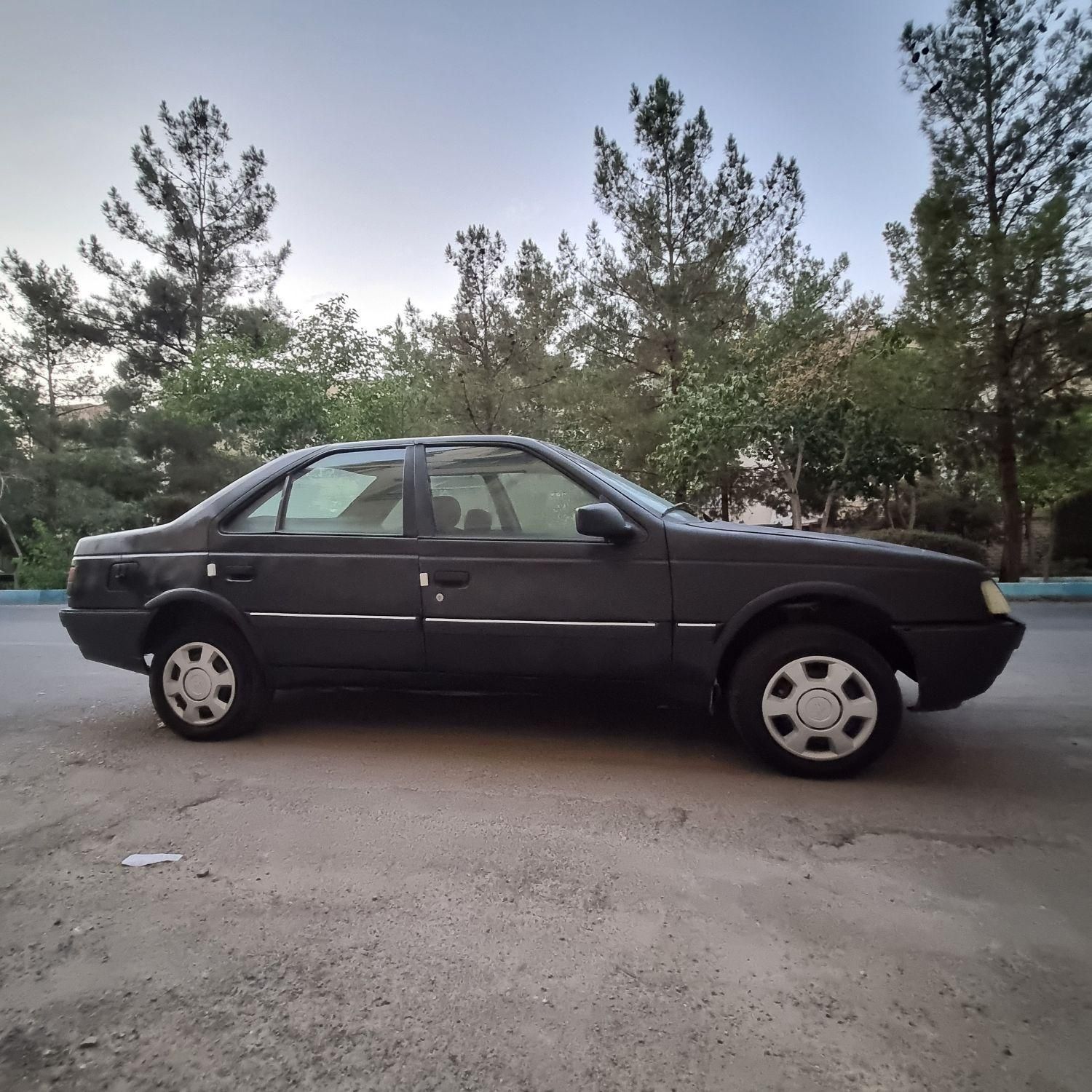 پژو 405 GLX - 1381