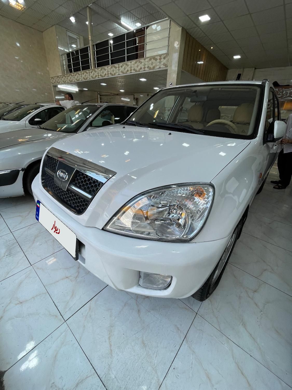 ام وی ام X33 دنده‌ای ساده - 1393