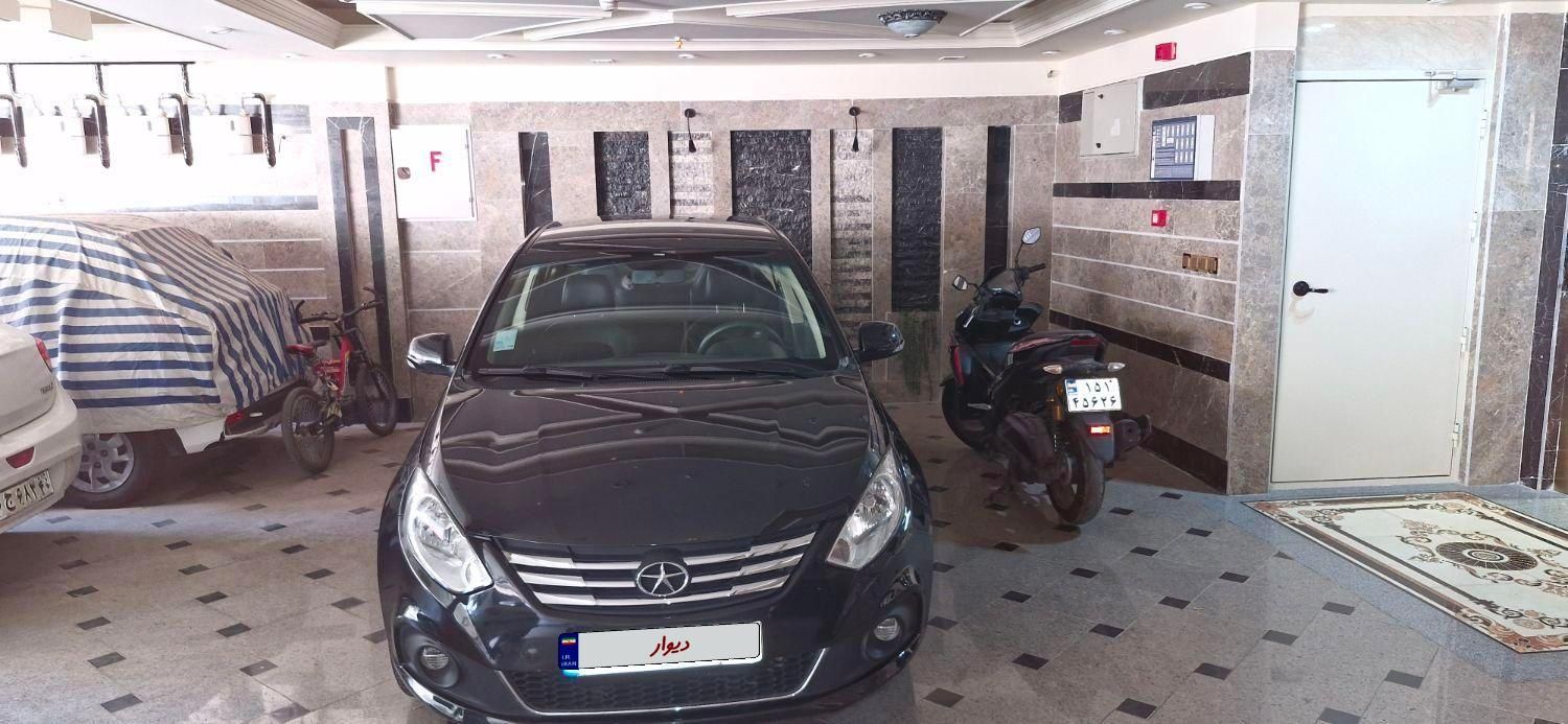 جک J4 اتوماتیک ساده - 1402