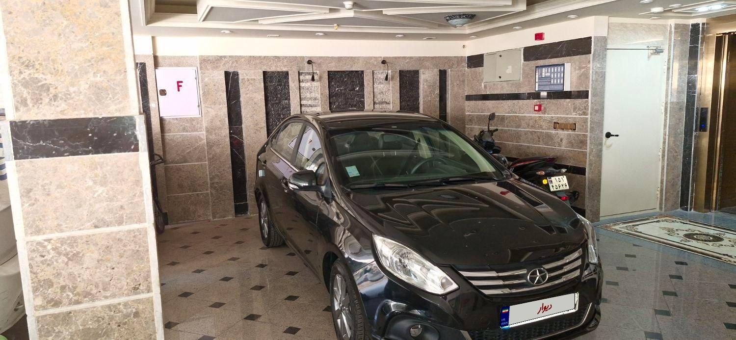جک J4 اتوماتیک ساده - 1402