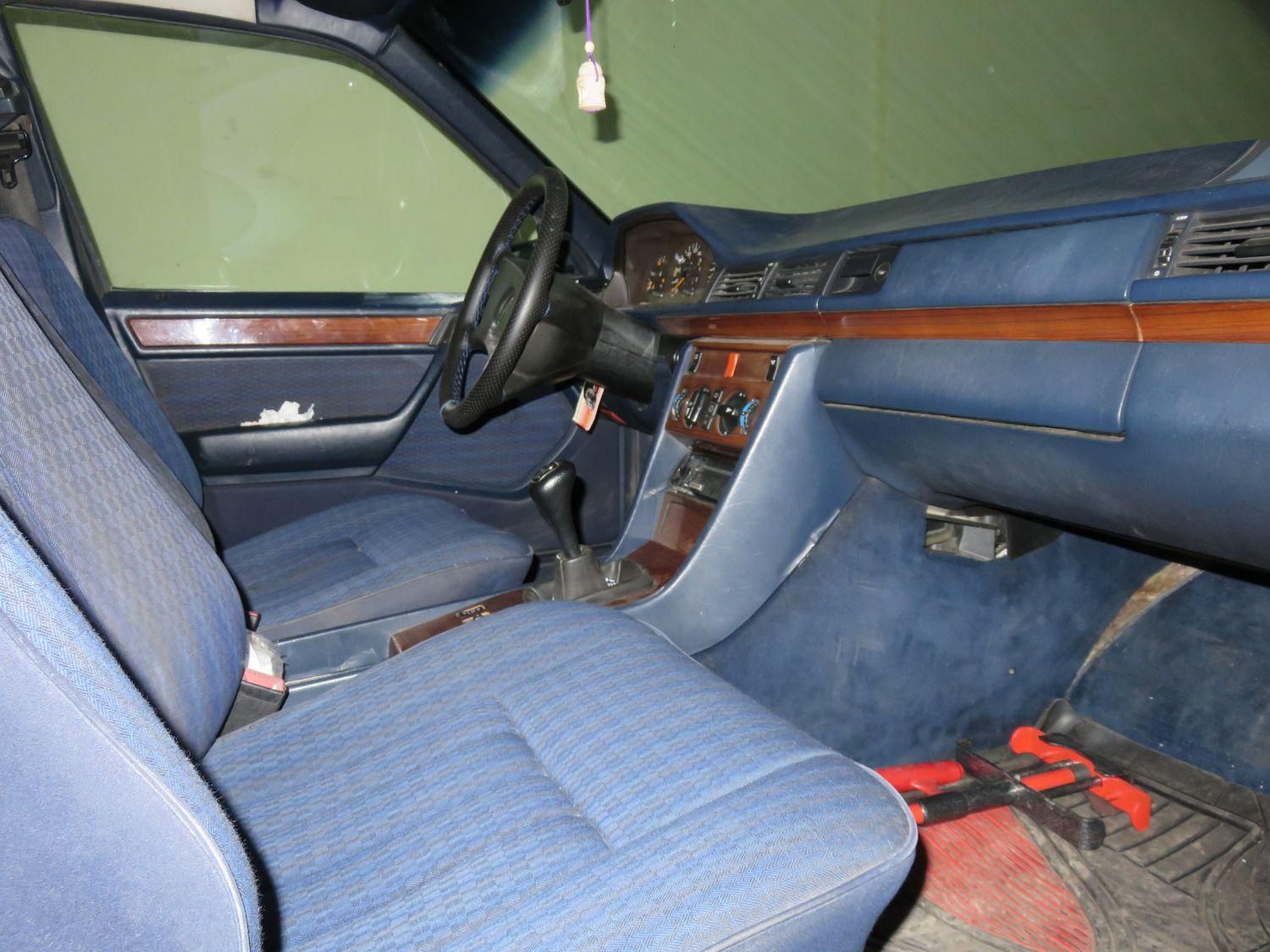 بنز E 230 - 1992