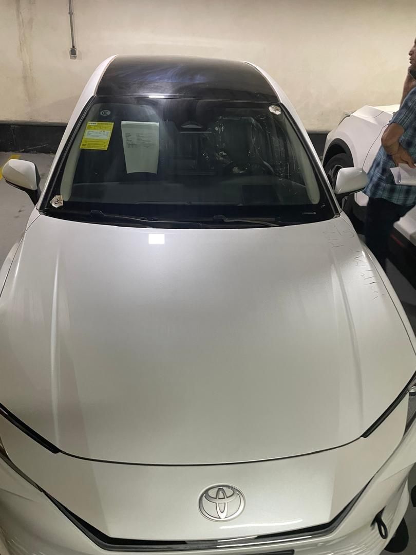 تویوتا کمری XLE - 2024