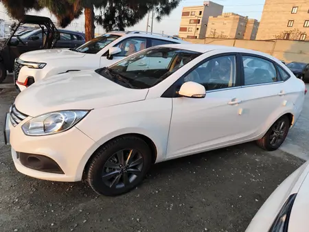 جک J4 اتوماتیک ساده - 1404