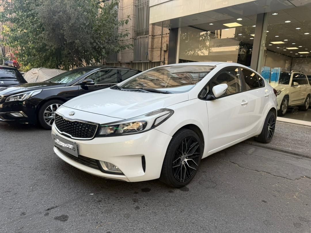 کیا سراتو 2.0 لیتر اتوماتیک GT لاین - 2016