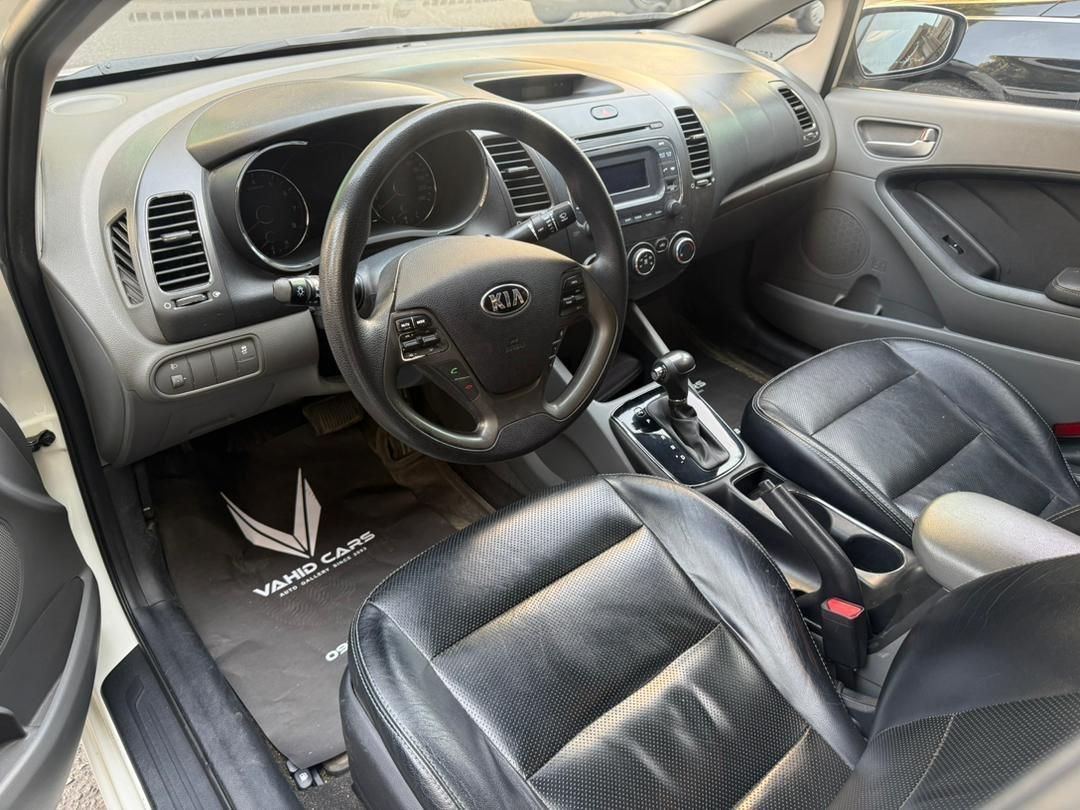کیا سراتو 2.0 لیتر اتوماتیک GT لاین - 2016