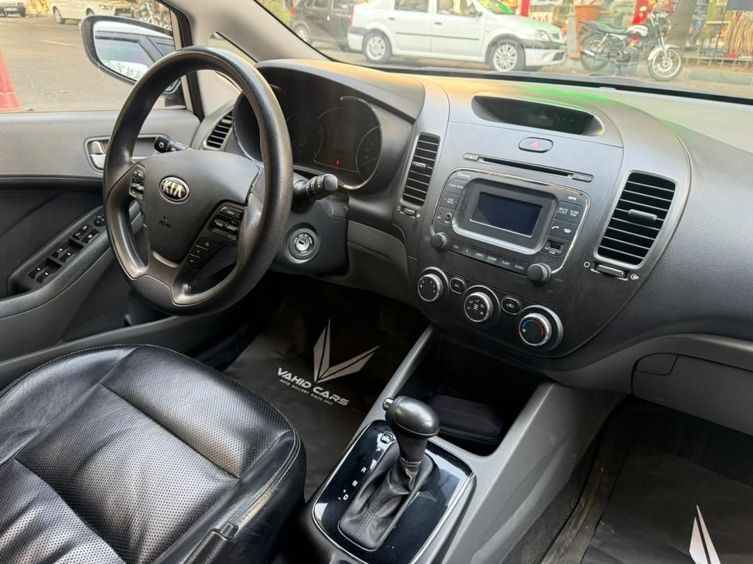 کیا سراتو 2.0 لیتر اتوماتیک GT لاین - 2016