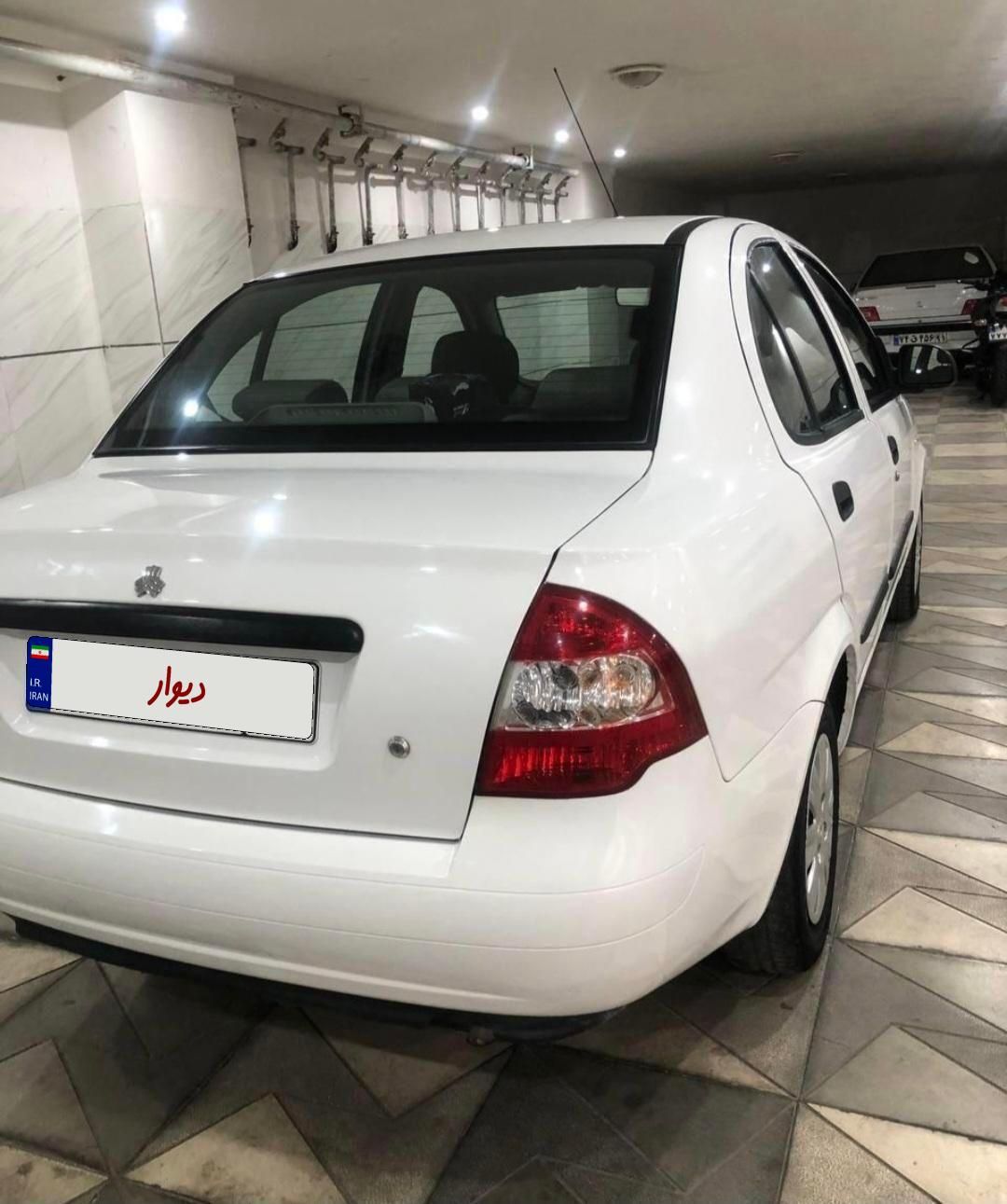 تیبا صندوق دار SX - 1398