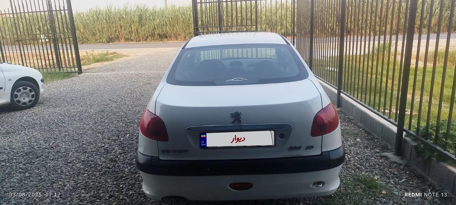 پژو ۲۰۶ صندوق دار v8 - 1390