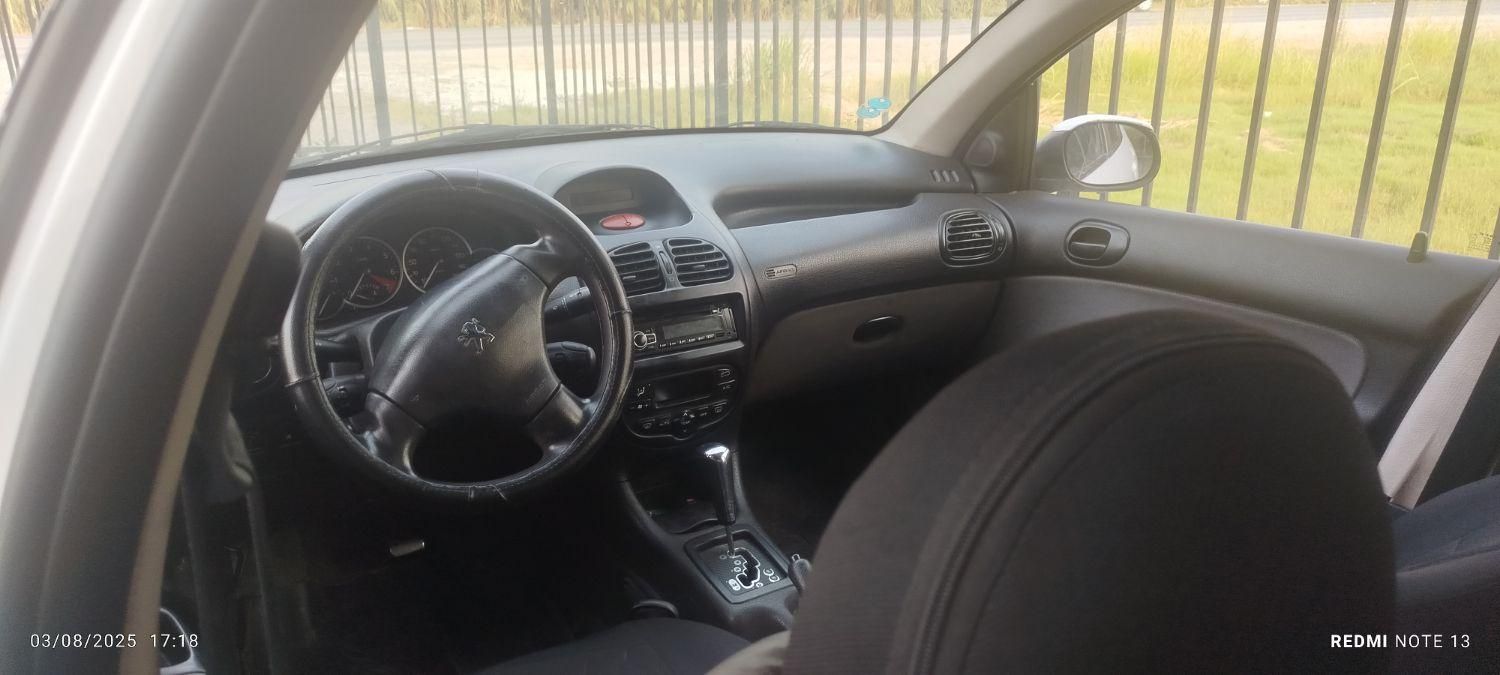 پژو ۲۰۶ صندوق دار v8 - 1390