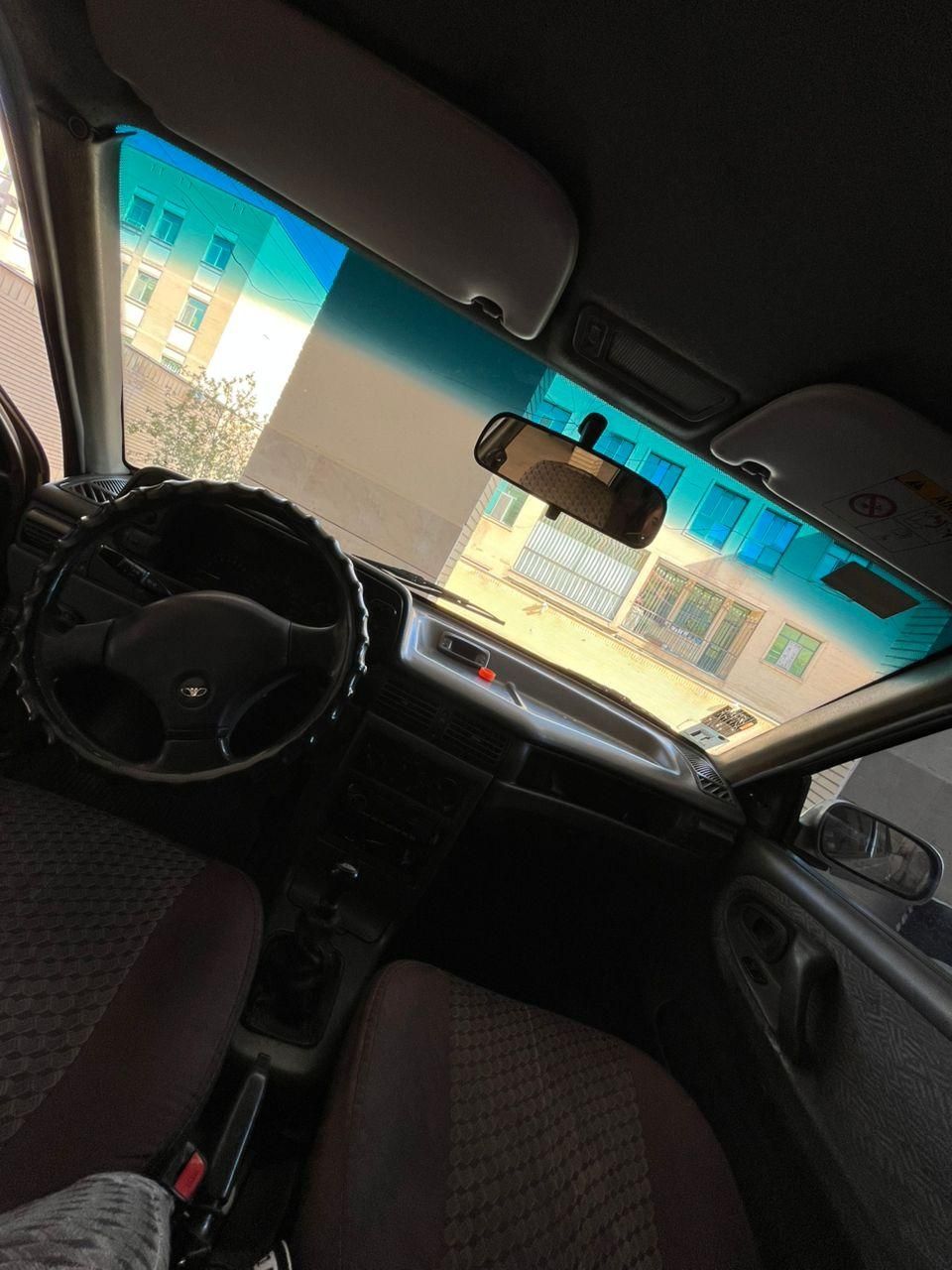 دوو سیلو سدان - 1382