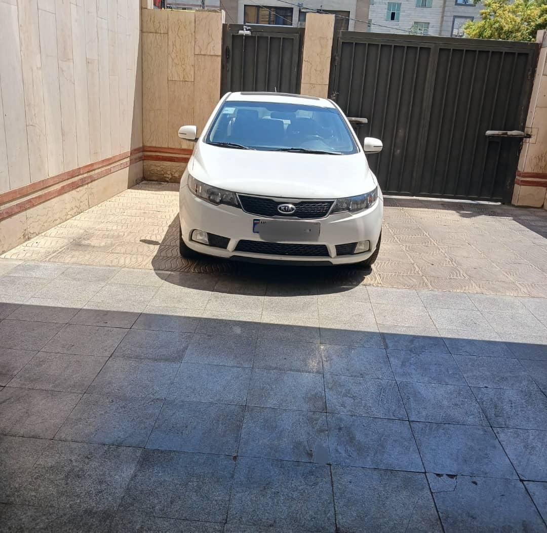 کیا سراتو 2.0 لیتر اتوماتیک GT لاین - 2017