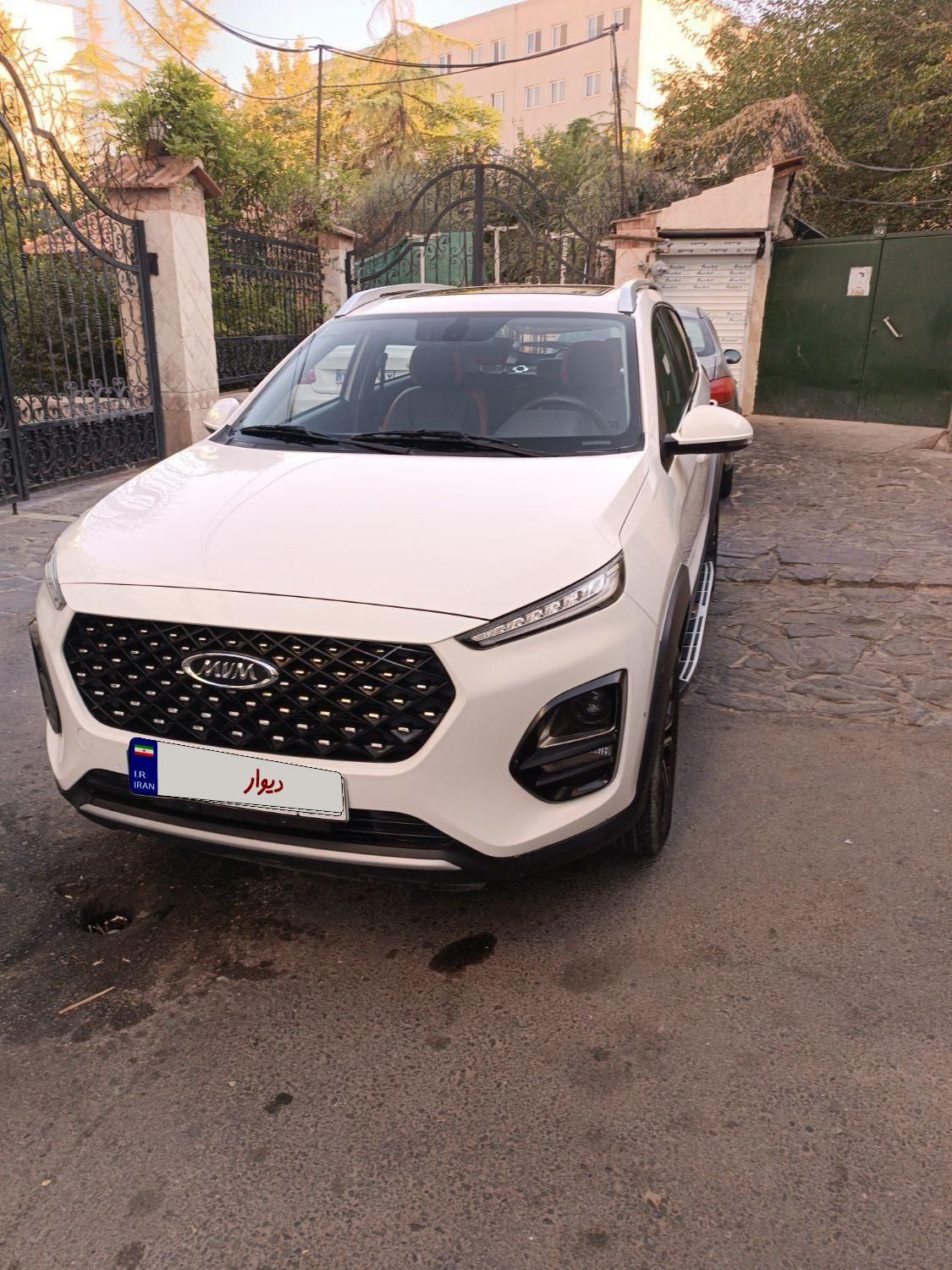 ام وی ام X22 پرو اتوماتیک اکسلنت - 1402