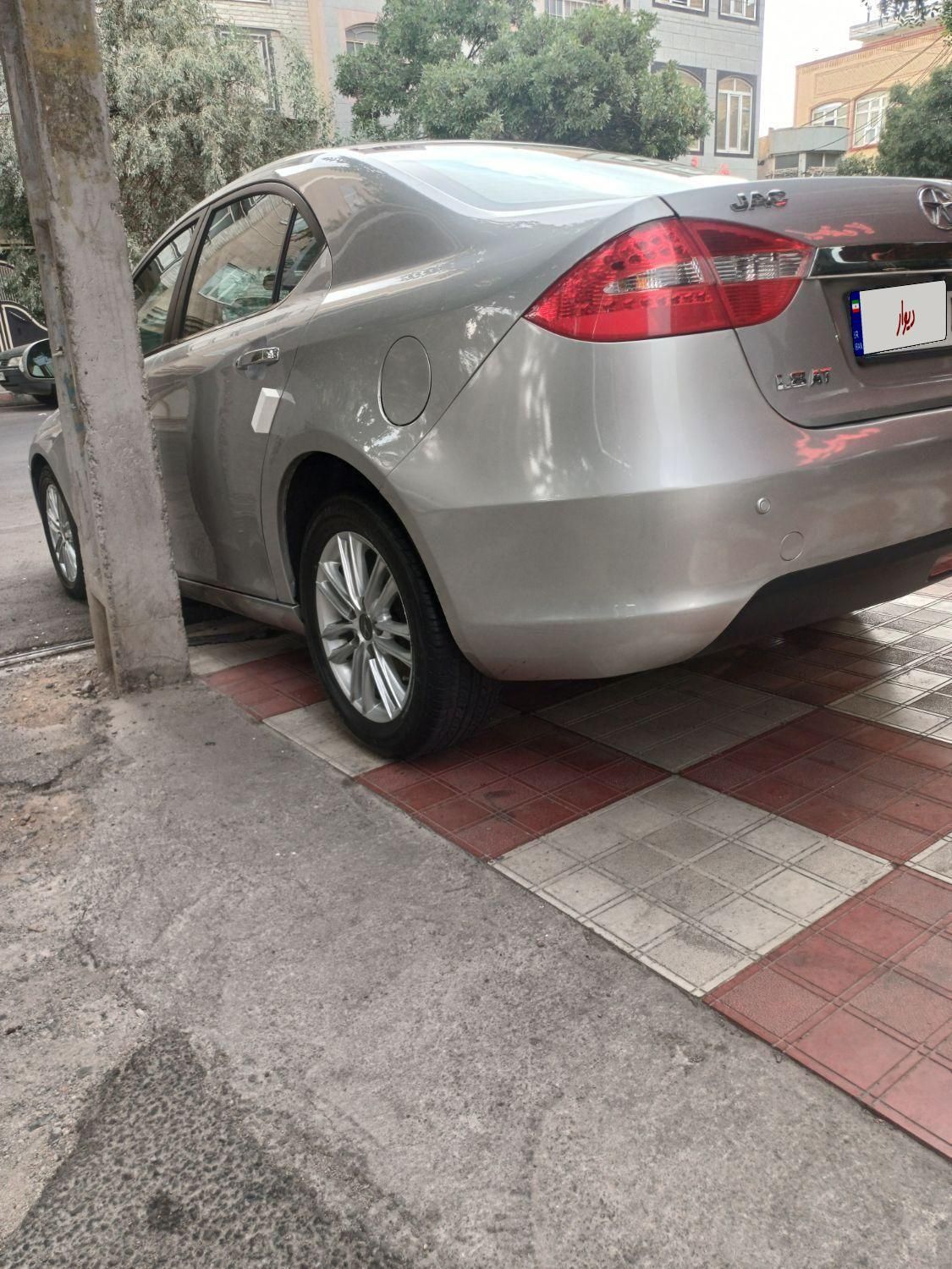 جک J5 اتوماتیک - 1394