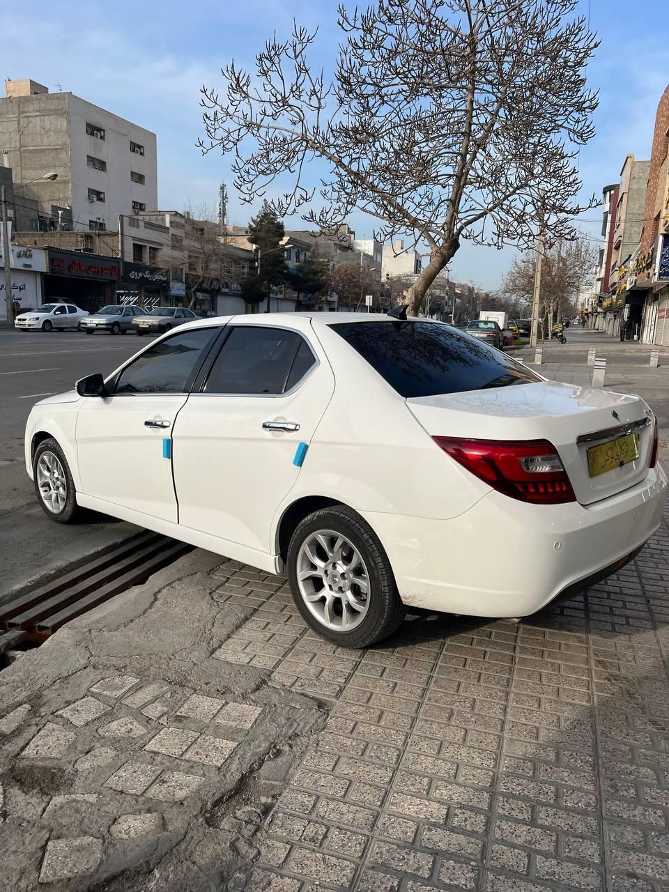 دنا پلاس توربو 6 دنده - 1401