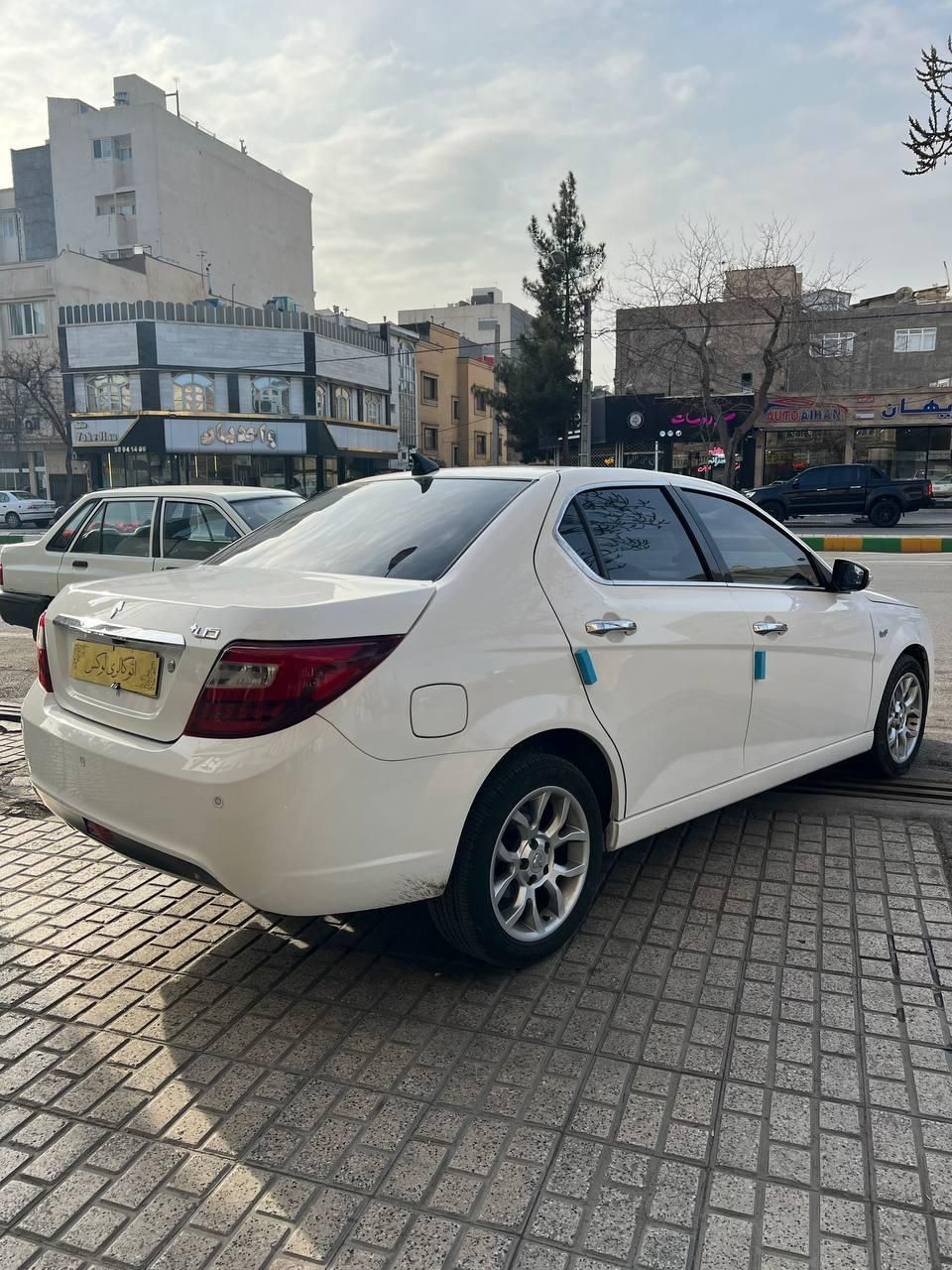 دنا پلاس توربو 6 دنده - 1401