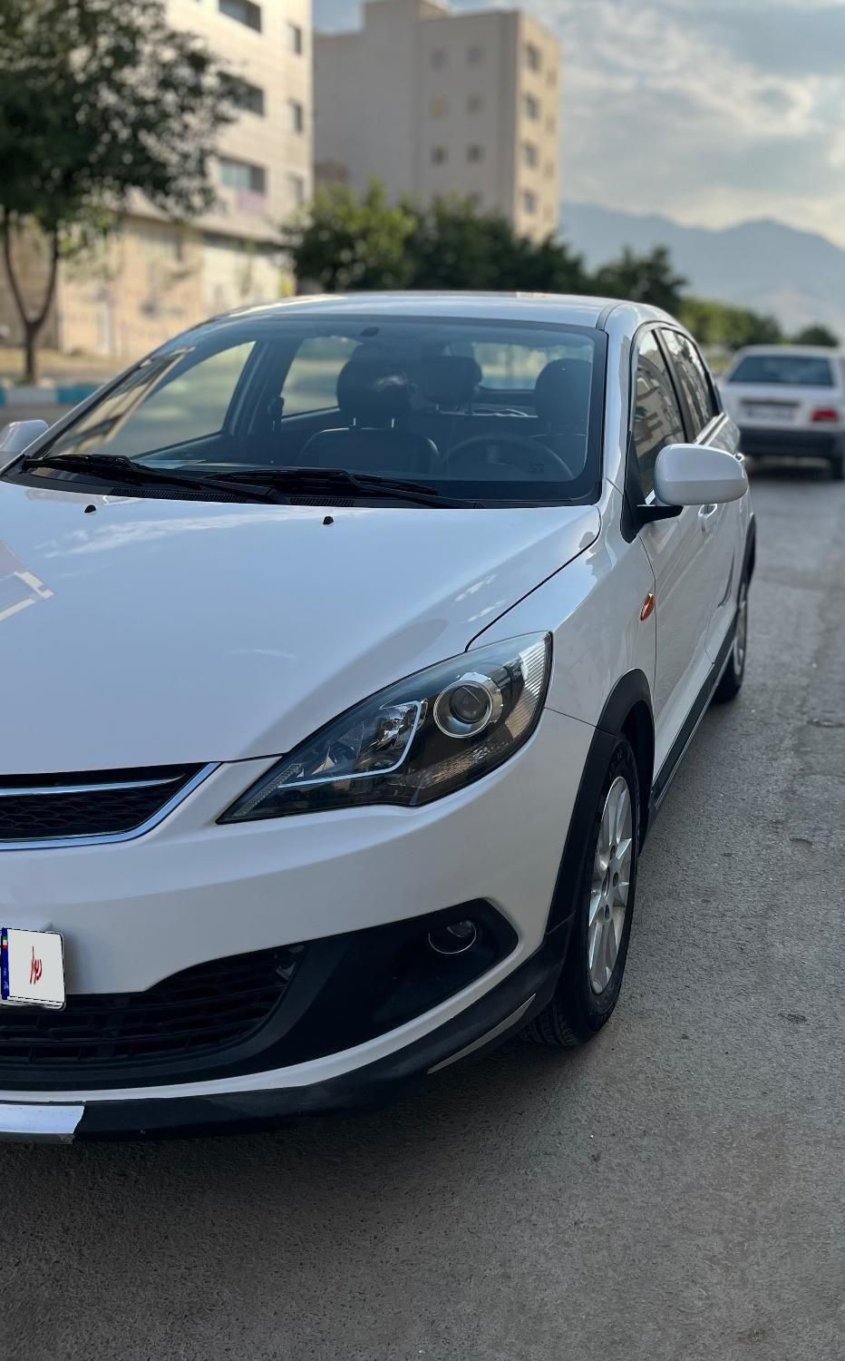 ام وی ام 315 هاچ بک اسپرت اکسلنت - 1396