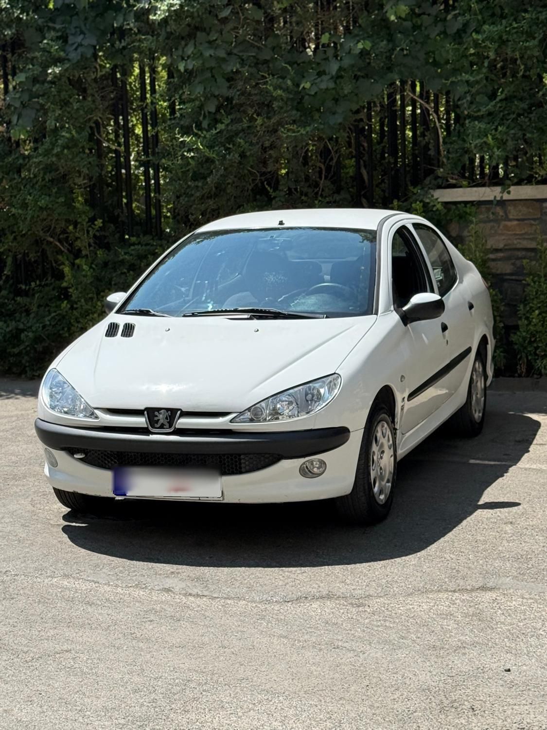 پژو ۲۰۶ صندوق دار v8 - 1394