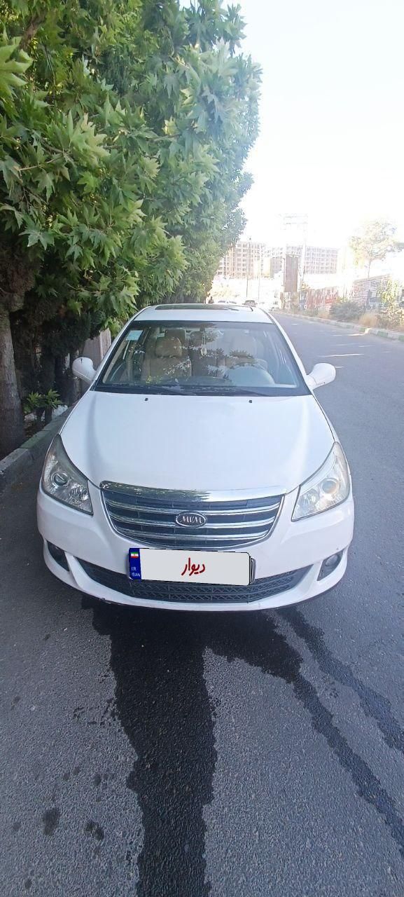 ام وی ام 550 اتوماتیک - 1395